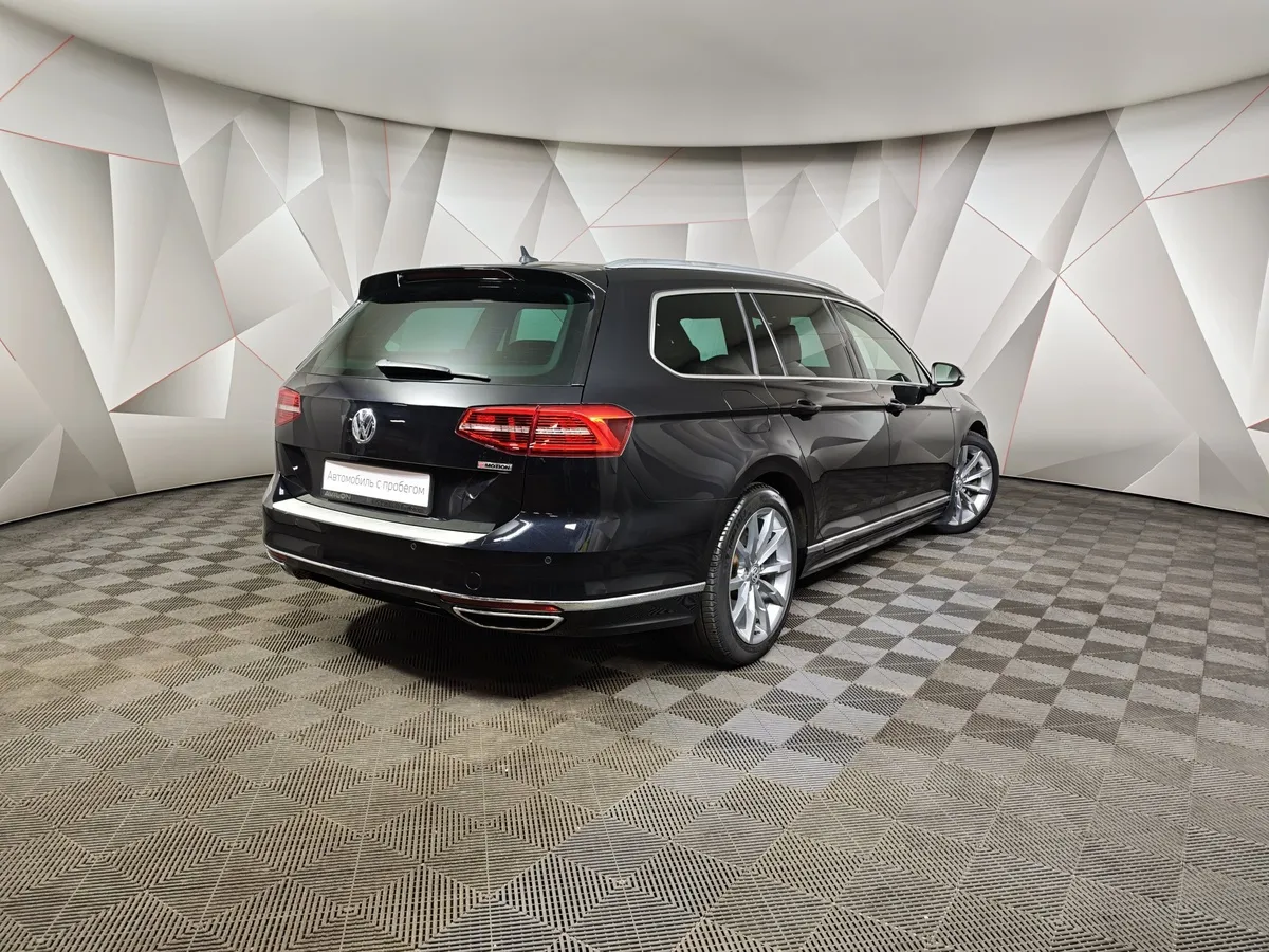 Volkswagen Passat 2.0 TSI BlueMotion DSG 4motion (220 л.с.) Variant Черный в АВИЛОН. Слайд №2