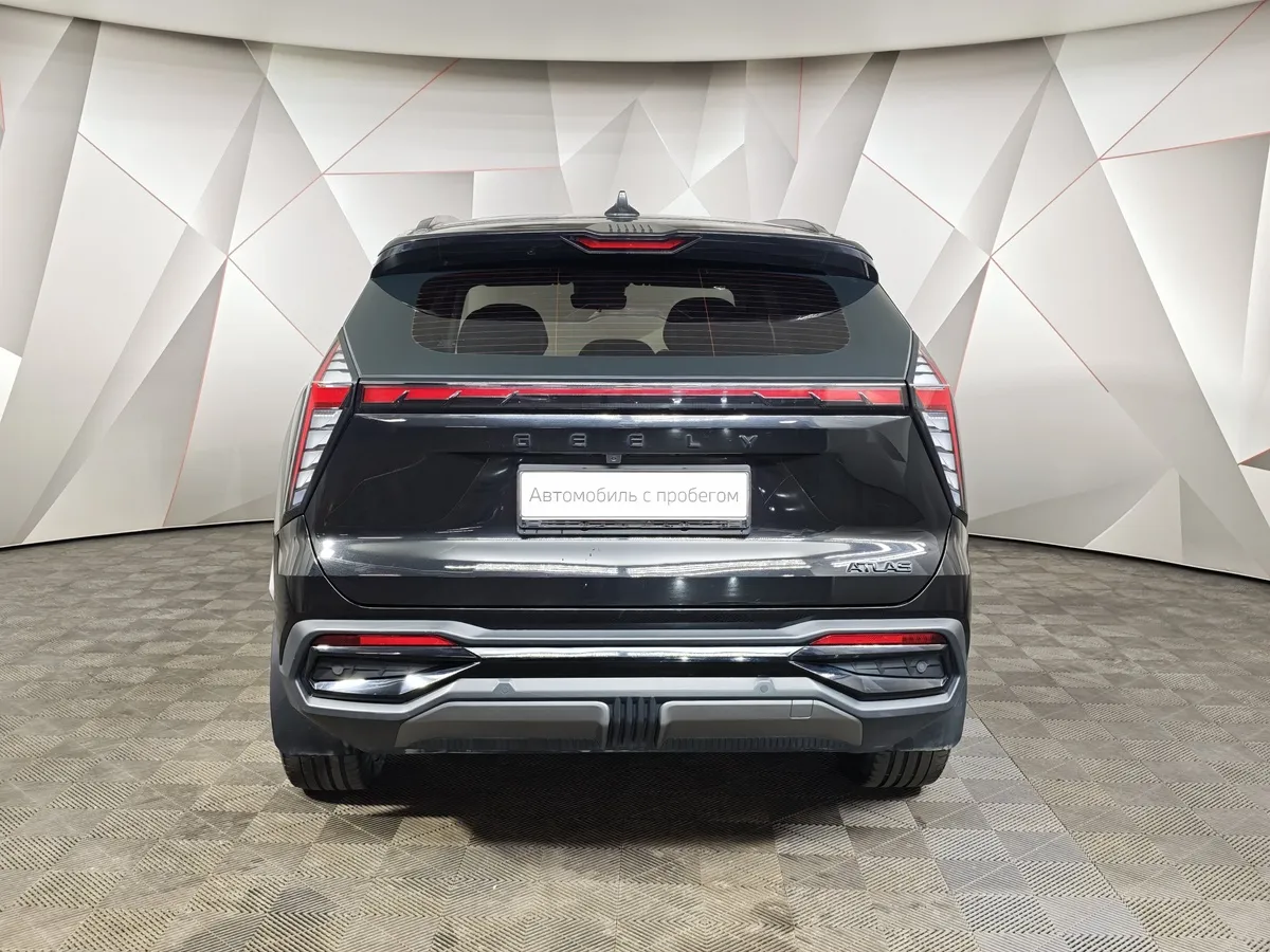 Geely Atlas 2.0T 7DCT 2WD (200 л.с.) Flagship Черный в АВИЛОН. Слайд №8