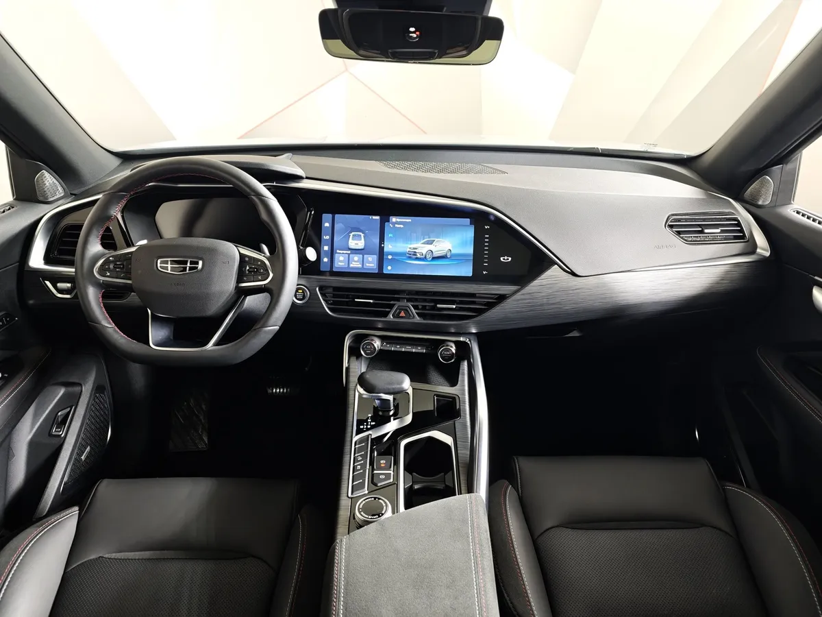 Geely Tugella 2.0 AT AWD (238 л.с.) Flagship Серый в АВИЛОН. Слайд №13