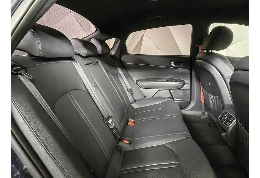 Kia K5 2.5 GDI AT 2WD (194 л.с.) Luxe Синий в АВИЛОН. Слайд №15