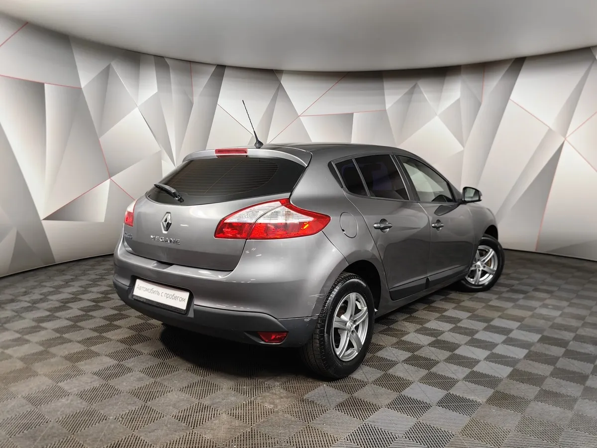 Renault Megane 1.6 MT (106 л.с.) Серый в АВИЛОН. Слайд №2