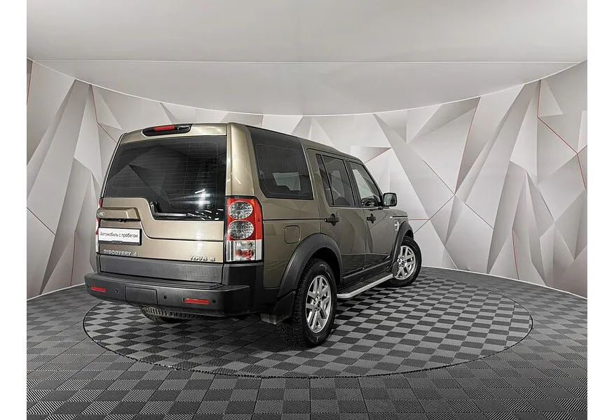 Land Rover Discovery 2.7 TD AT (188 л.с.) Коричневый в АВИЛОН. Слайд №2
