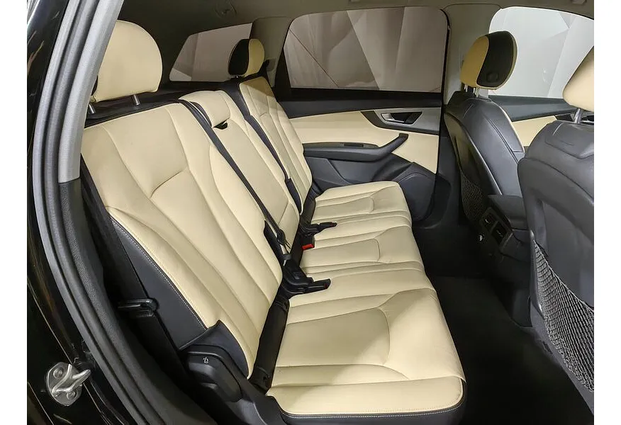 Audi Q7 3.0 TDI Tiptronic quattro (249 л.с.) Черный в АВИЛОН. Слайд №16