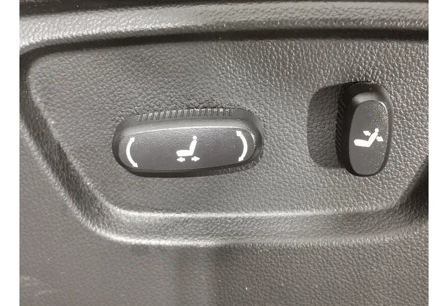 Chevrolet Captiva 2.2 TD AT (5 мест) (184 л.с.) Серый в АВИЛОН. Слайд №19