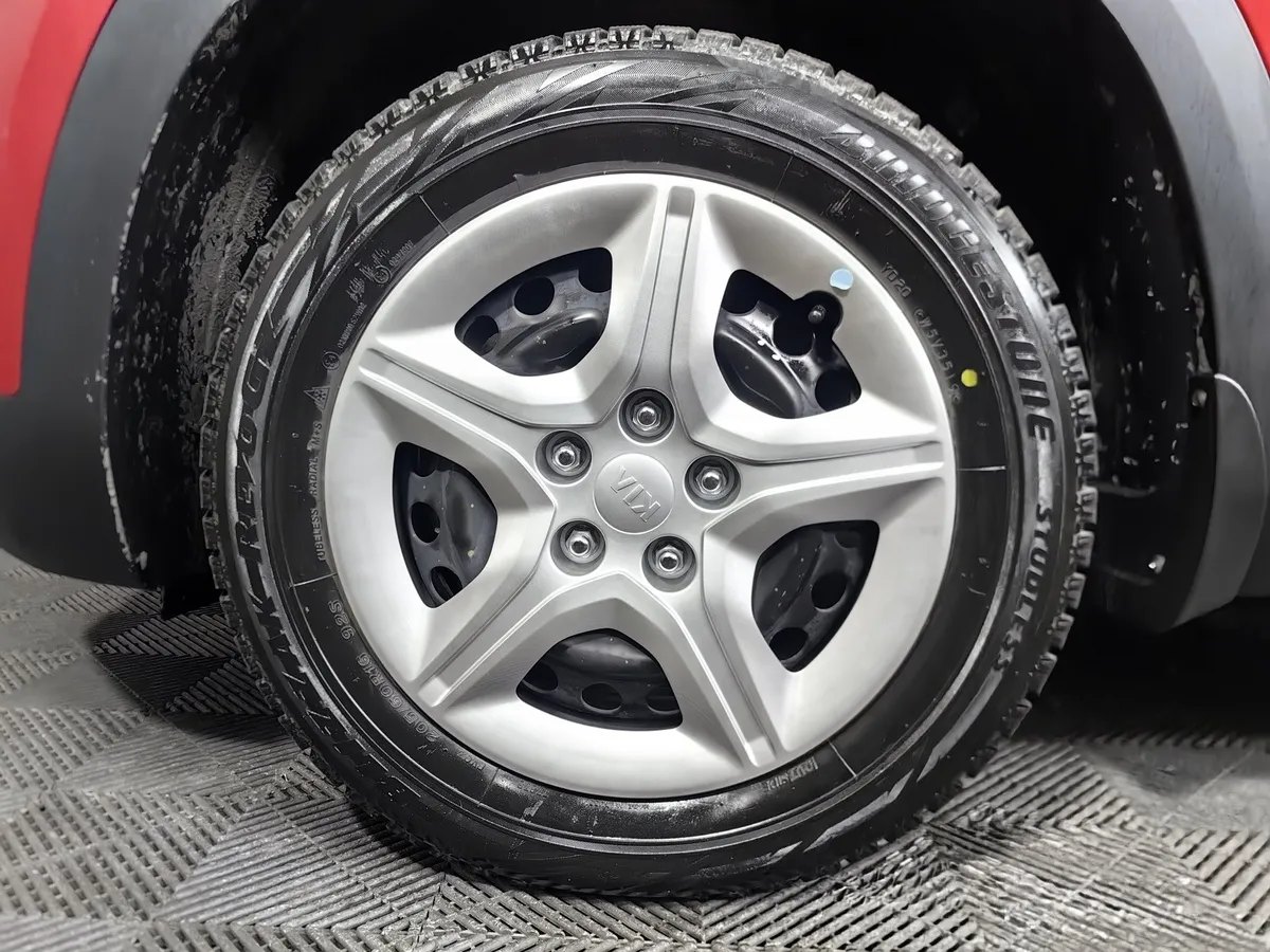 Kia Seltos 1.6 MPI AT (123 л.с.) Comfort Красный в АВИЛОН. Слайд №9