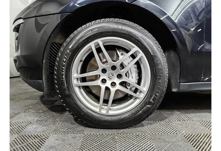 Porsche Macan S 3.0 PDK AWD (340 л.с.) Черный в АВИЛОН. Слайд №9