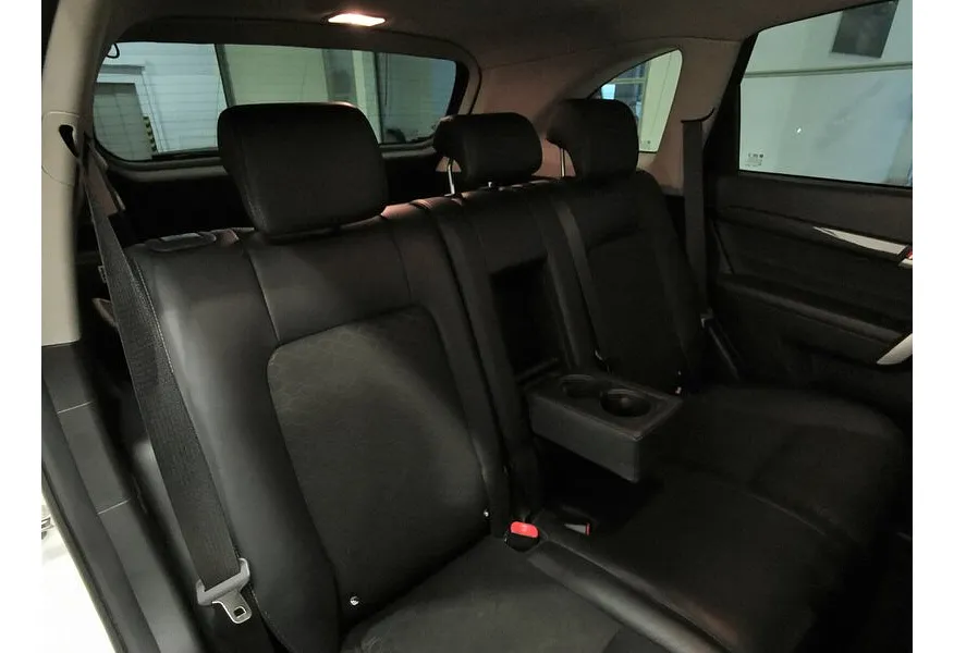 Chevrolet Captiva 2.4 AT (5 мест) (167 л.с.) LT Белый в АВИЛОН. Слайд №15