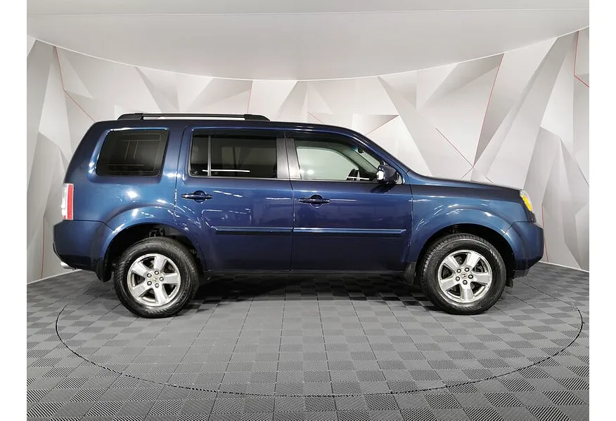 LIVE. Слайд №4