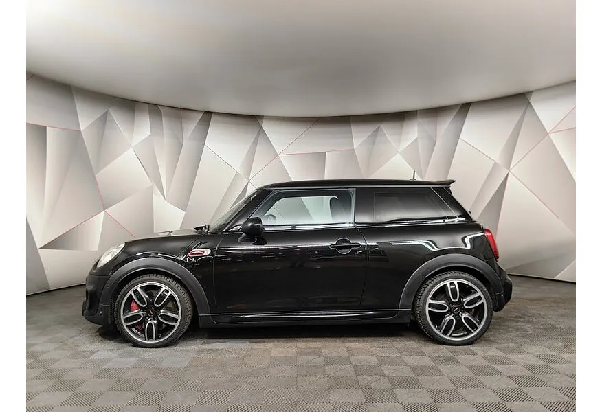 MINI 3 двери JCW 2.0 AT (231 л.с.) Черный в АВИЛОН. Слайд №5