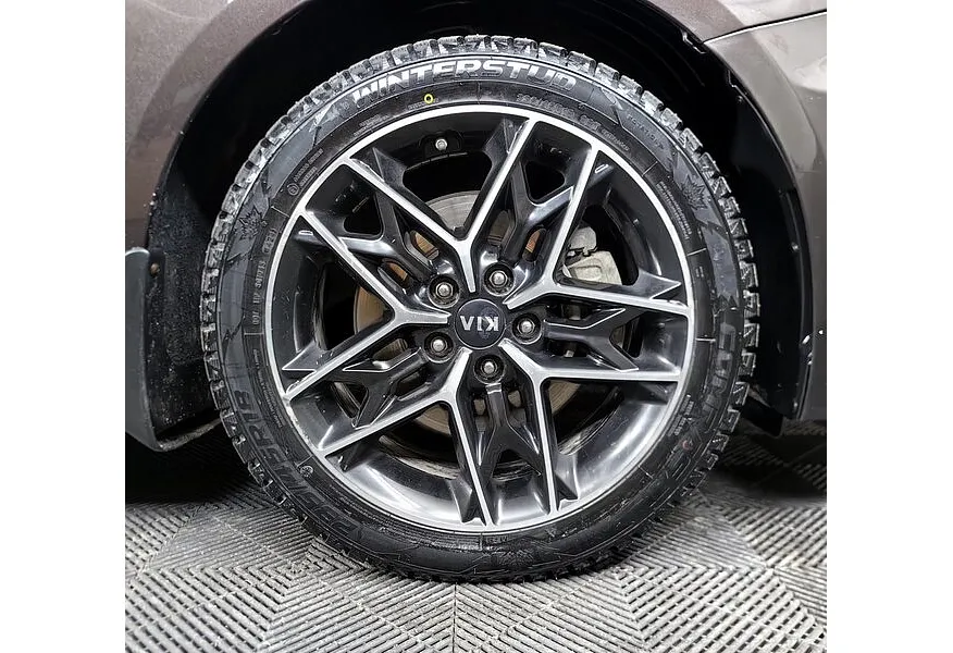 Kia Optima 2.0 AT (150 л.с.) Коричневый в АВИЛОН. Слайд №9