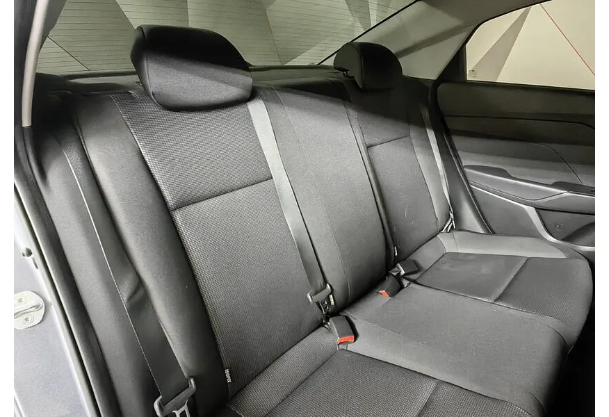 Hyundai Solaris 1.6 AT (123 л.с.) Comfort Серый в АВИЛОН. Слайд №17