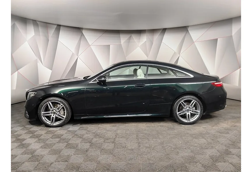 Mercedes-Benz E-Класс E 200 4MATIC G-TRONIC (184 л.с.) Sport Зеленый в АВИЛОН. Слайд №5