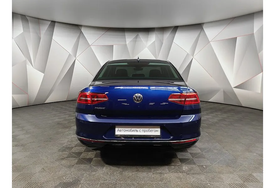 Volkswagen Passat 1.8 TSI BlueMotion DSG (180 л.с.) Highline Синий в АВИЛОН. Слайд №8