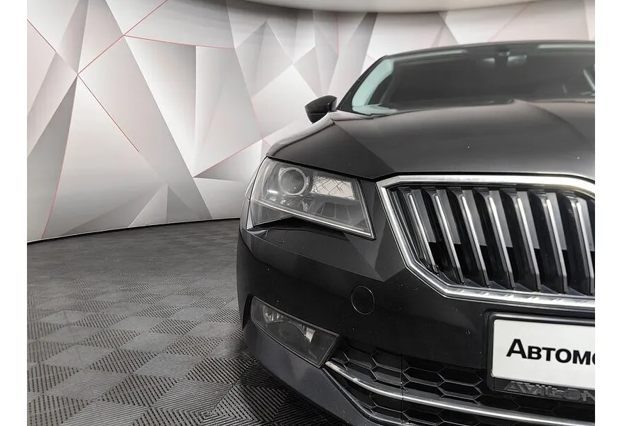 Skoda Superb 1.8 TSI DSG (180 л.с.) Черный в АВИЛОН. Слайд №10