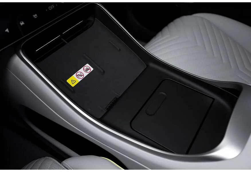 Avatr 11 116 kWh 4WD (578 л.с.) 5 мест Черный в АВИЛОН. Слайд №20