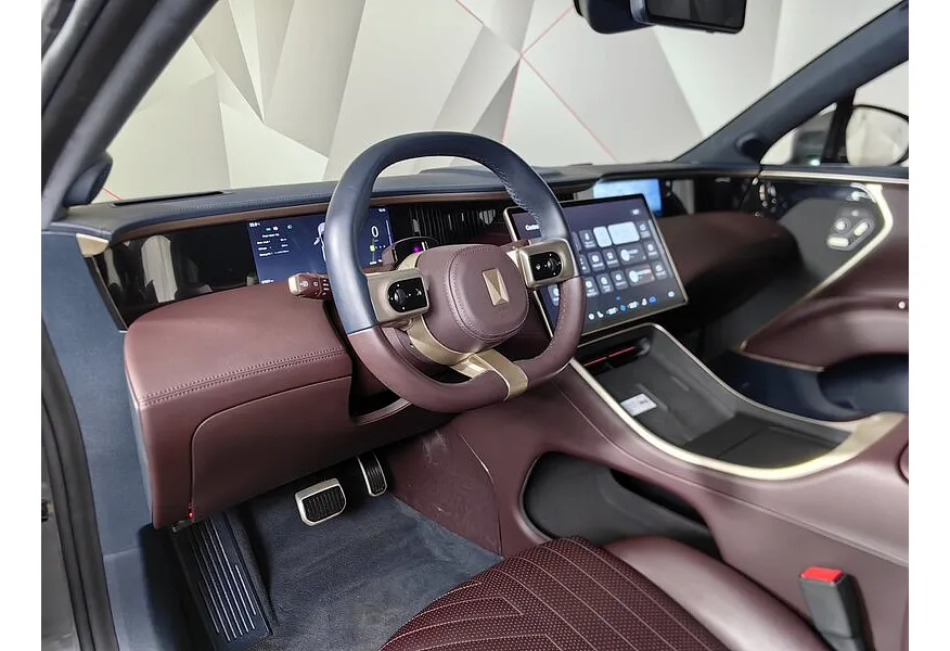 Avatr 11 Long Range Dual Motor AT 4WD (309 л.с.)  Luxury Edition  Серый в АВИЛОН. Слайд №18