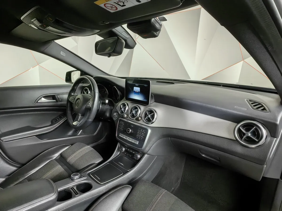 Mercedes-Benz GLA 200 7G-DCT (150 л.с.) Особая серия Серый в АВИЛОН. Слайд №13