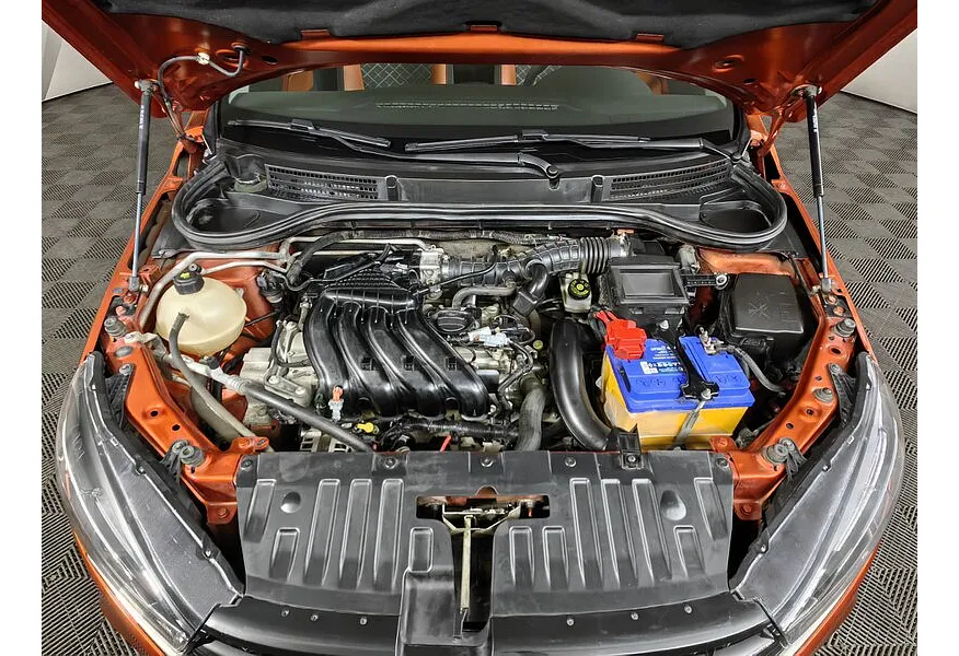 ВАЗ (Lada) Vesta 1.6 CVT (113 л.с.) Оранжевый в АВИЛОН. Слайд №11