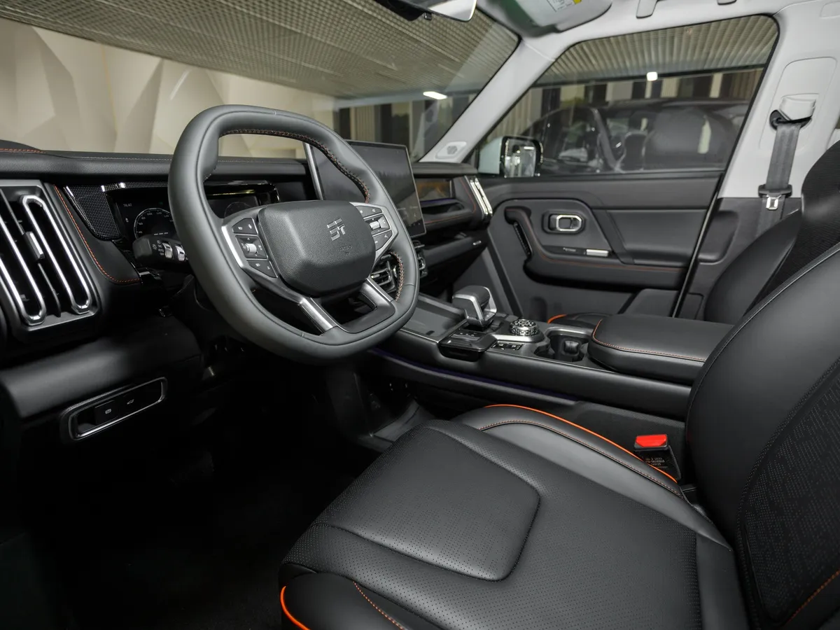 JETOUR T1 2.0T AT 4WD (245 л.с.) Luxury Черный в АВИЛОН. Слайд №11