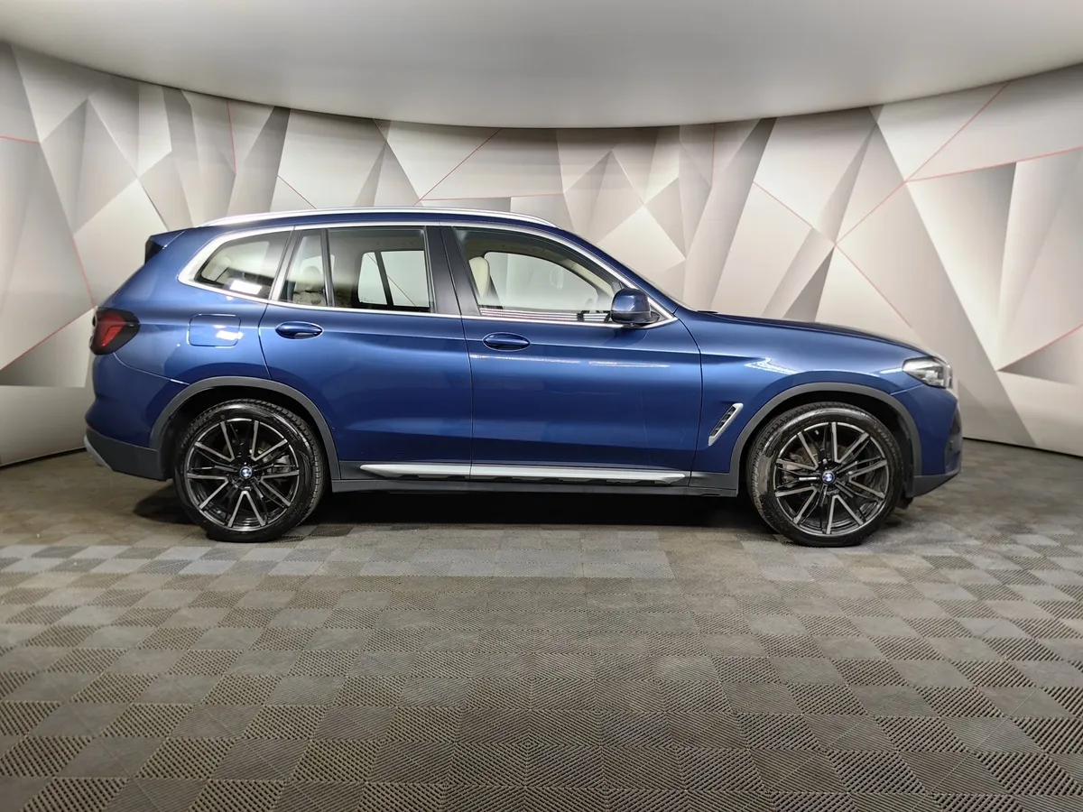 BMW X3 xDrive20d AT (190 л.с.) Lifestyle Синий в АВИЛОН. Слайд №6
