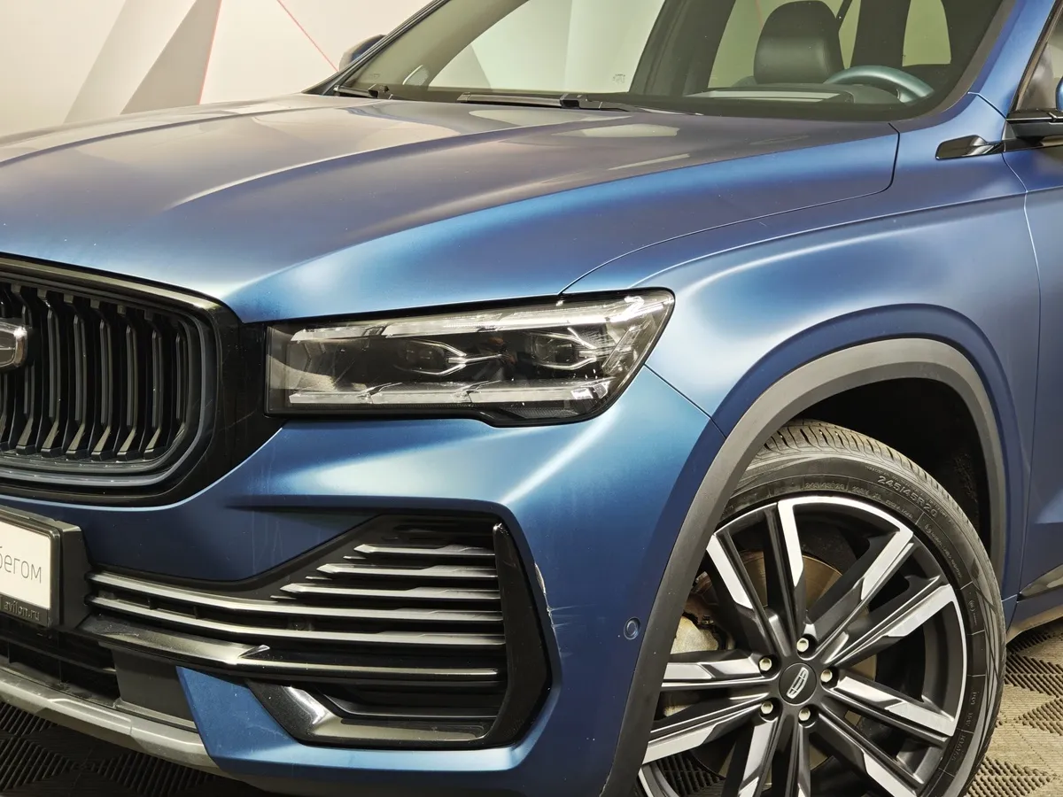 Geely Monjaro 2.0T 8AT 4WD (238 л.с.) Exclusive Синий в АВИЛОН. Слайд №10