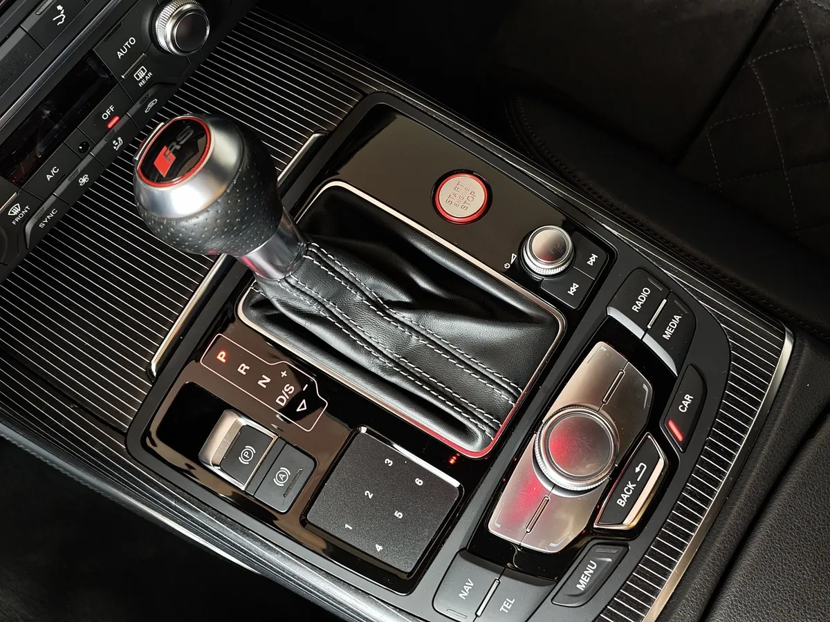 Audi RS 7 4.0 TFSI Tiptronic quattro (600 л.с.) Красный в АВИЛОН. Слайд №24