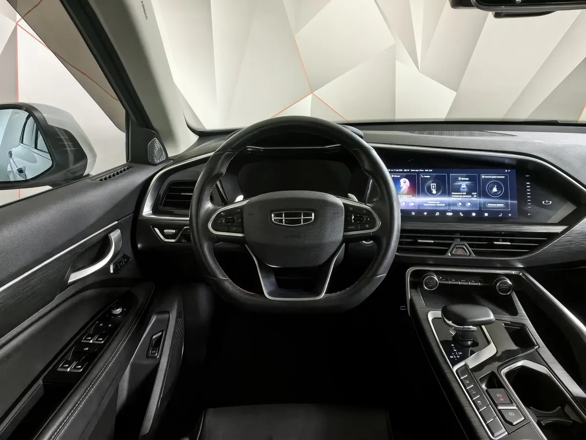 Geely Tugella 2.0 AT AWD (238 л.с.) Flagship Белый в АВИЛОН. Слайд №19