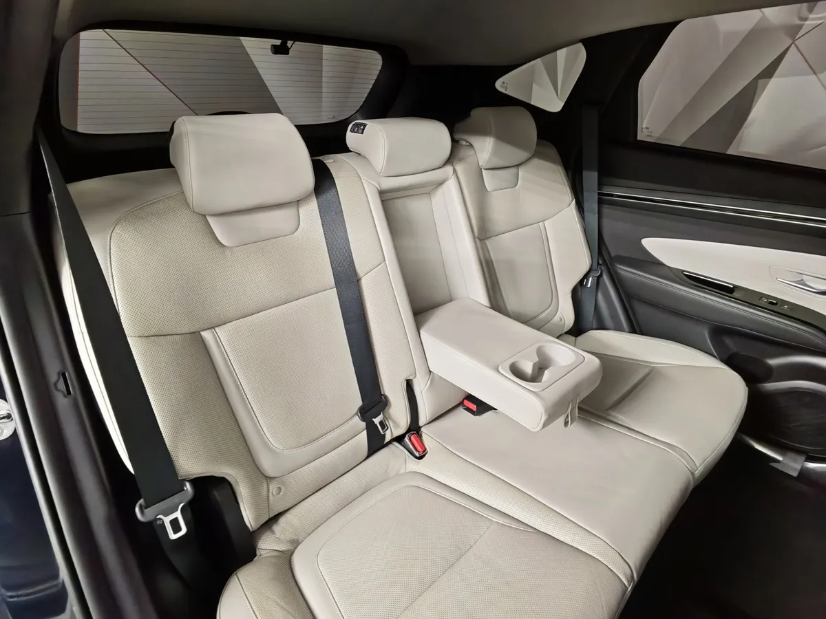 Hyundai Tucson D2.0 Smartstream 8AT 4WD (186 л.с.) Family Plus Синий в АВИЛОН. Слайд №17