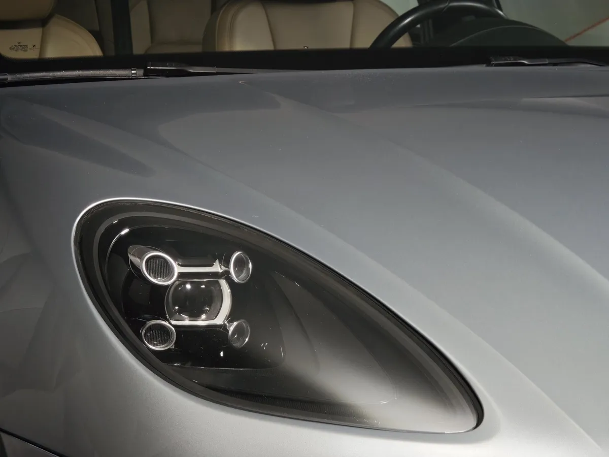 Porsche Macan 2.0 PDK AWD (252 л.с.) Серебристый в АВИЛОН. Слайд №10