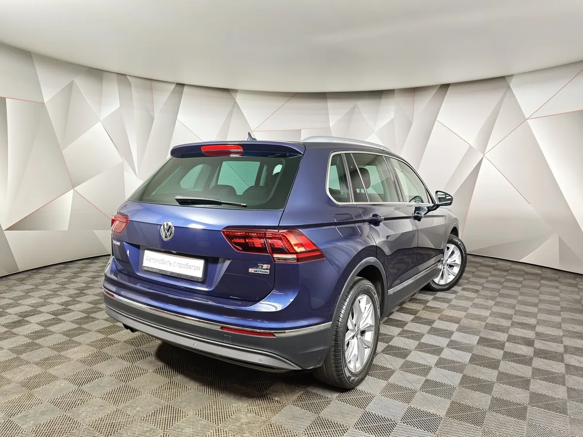 Volkswagen Tiguan 1.4 TSI 4Motion DSG (150 л.с.) Highline Синий в АВИЛОН. Слайд №2
