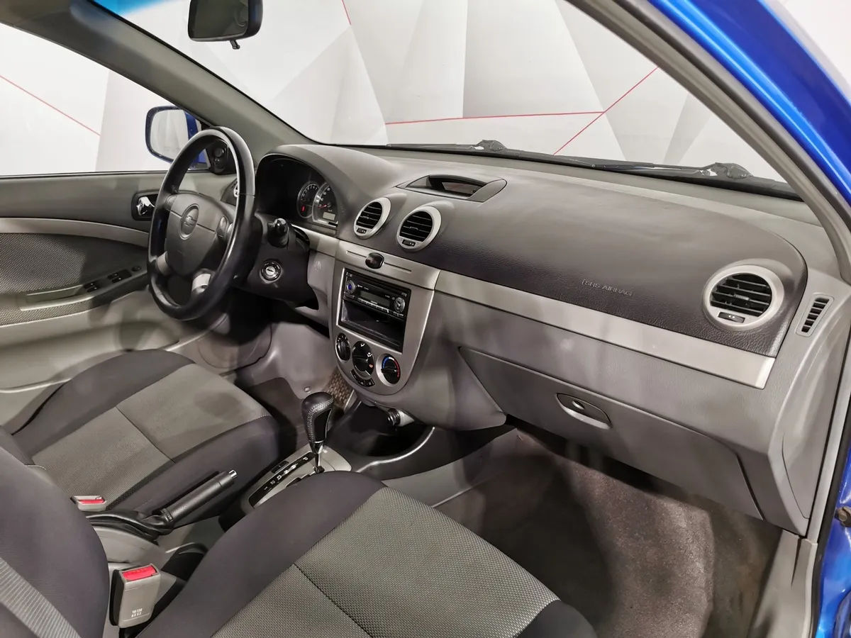Chevrolet Lacetti 1.6 MT (109 л.с.) Platinum Синий в АВИЛОН. Слайд №11