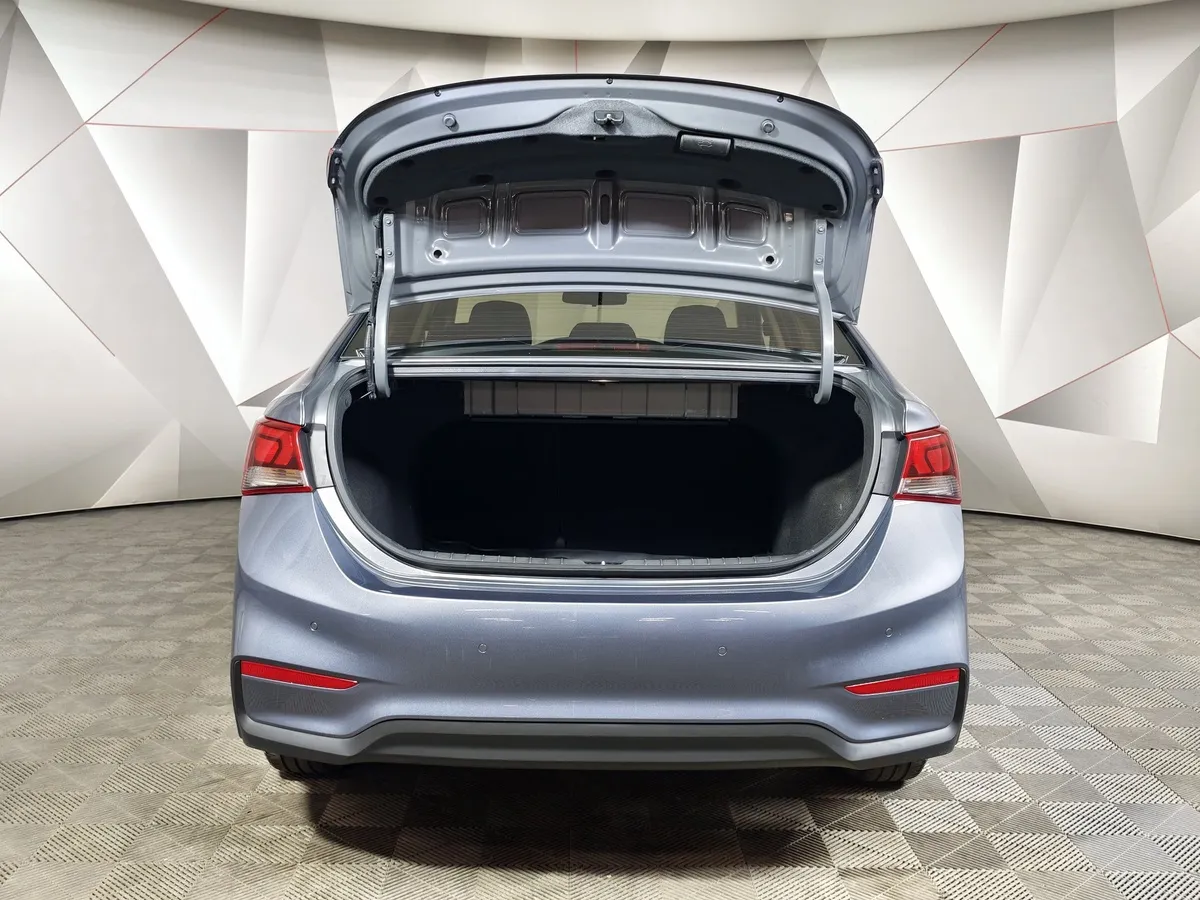 Hyundai Solaris 1.6 AT (123 л.с.) Elegance Серый в АВИЛОН. Слайд №12