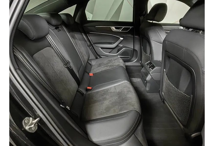 Audi A6 45 TFSI quattro S tronic (245 л.с.) Design Черный в АВИЛОН. Слайд №16