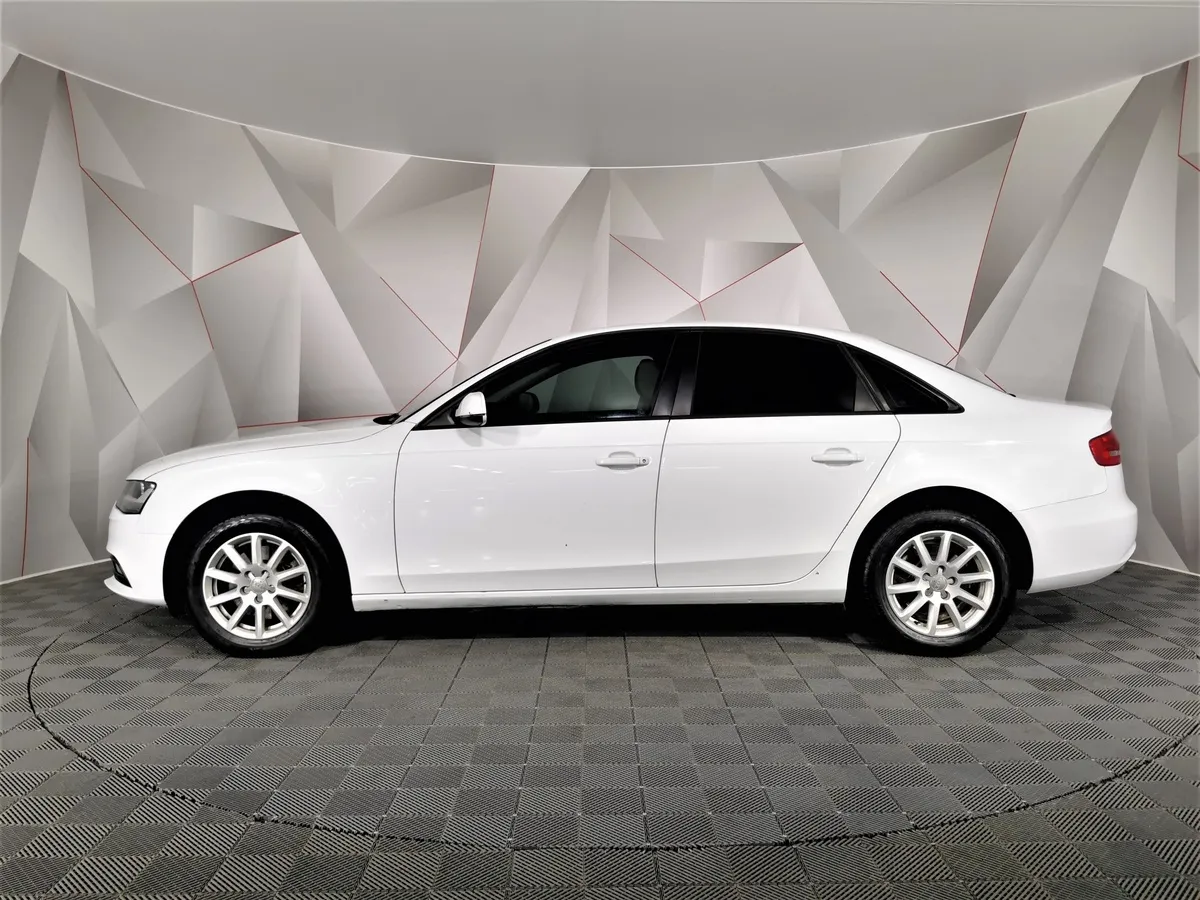 Audi A4 1.8 TFSI multitronic (120 л.с.) Белый в АВИЛОН. Слайд №5