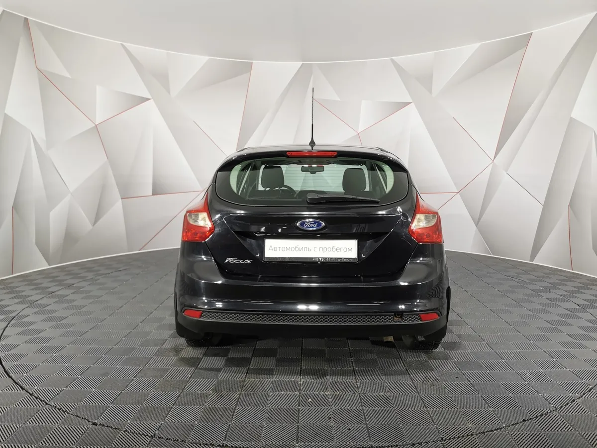 Ford Focus 1.6 PowerShift (105 л.с.) Trend Черный в АВИЛОН. Слайд №8