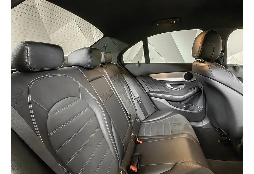 Mercedes-Benz C-Класс C 200 4Matic 9G-Tronic (184 л.с.) Sport Серебристый в АВИЛОН. Слайд №16