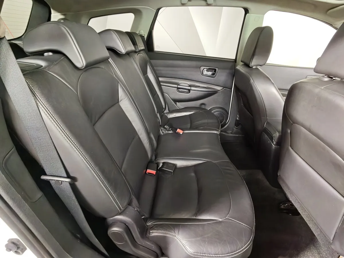 Nissan Qashqai + 2 2.0 CVT AWD (141 л.с.) Белый в АВИЛОН. Слайд №14