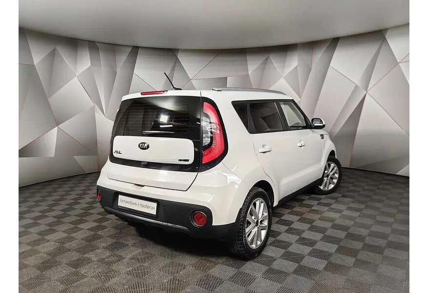 Kia Soul 1.6 AT (124 л.с.) Белый в АВИЛОН. Слайд №2