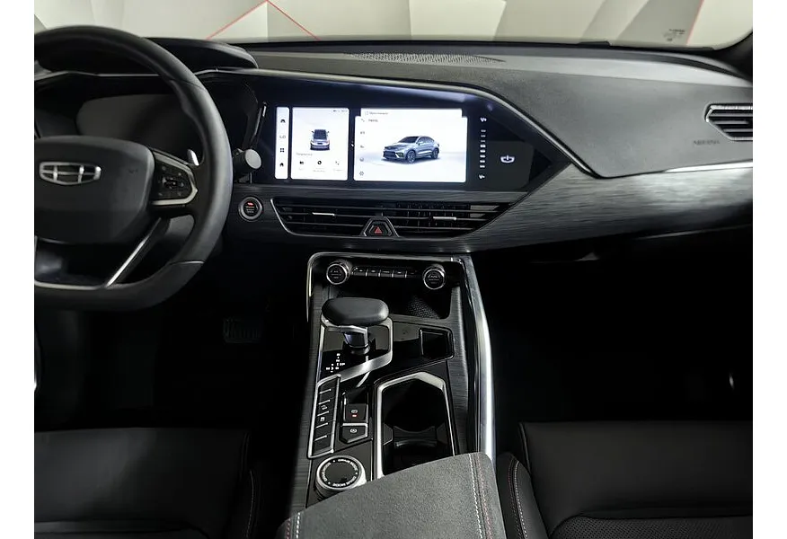 Geely Tugella 2.0 AT AWD (238 л.с.) Flagship Sport Серый в АВИЛОН. Слайд №14