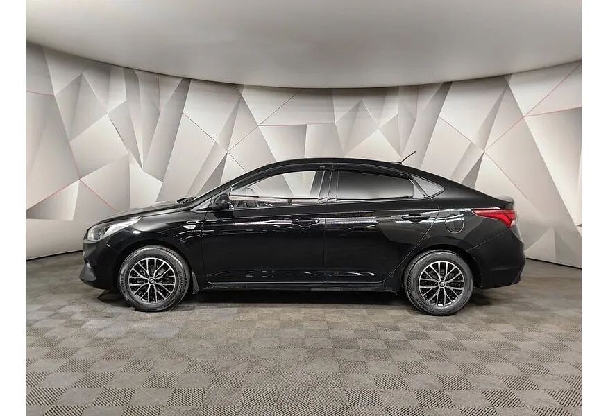 Hyundai Solaris 1.6 AT (123 л.с.) Comfort Черный в АВИЛОН. Слайд №5