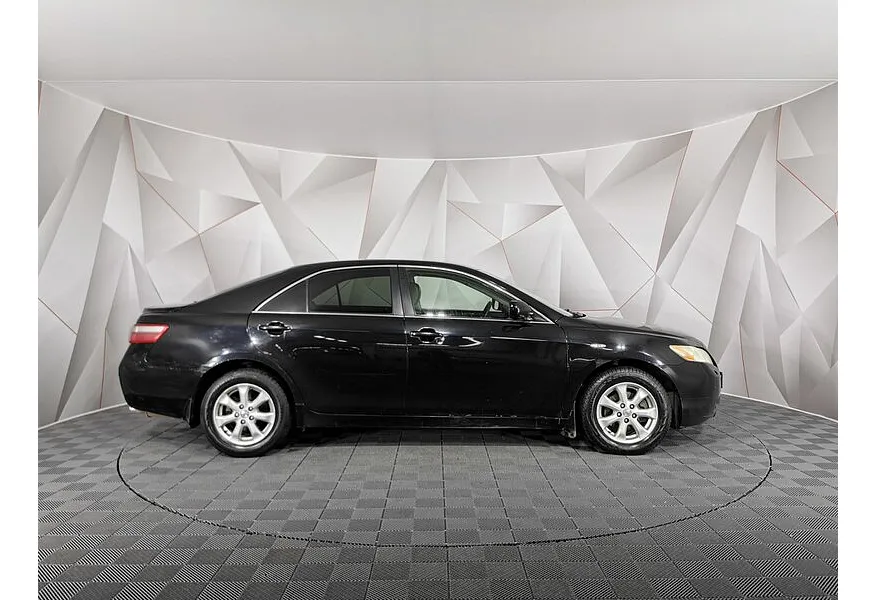 Toyota Camry 2.4 VVT-i AT (167 л.с.) Черный в АВИЛОН. Слайд №6