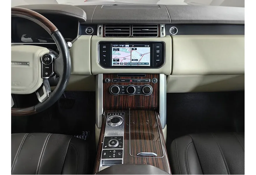 Land Rover Range Rover 4.4 SDV8 AT AWD (339 л.с.) Черный в АВИЛОН. Слайд №15