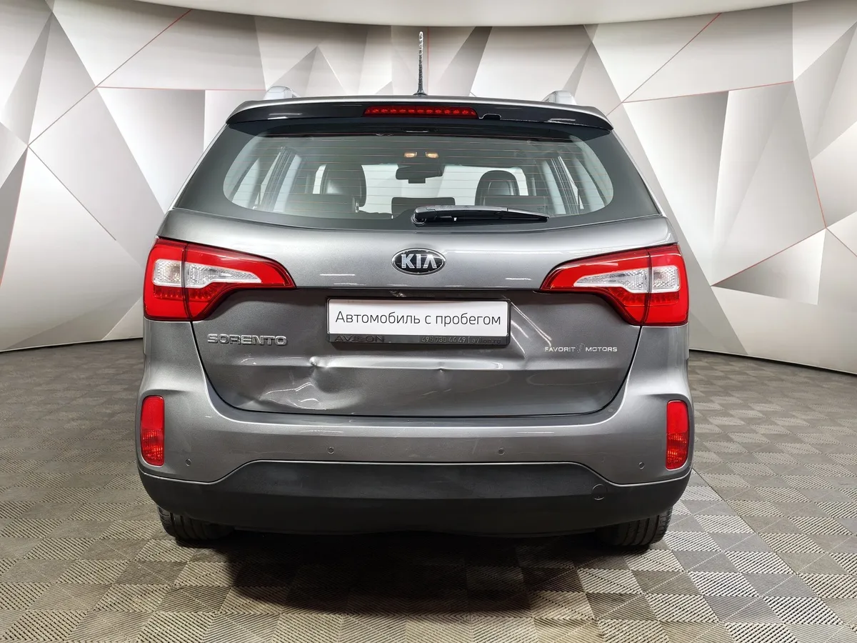 Kia Sorento 2.4 AT 4WD (175 л.с.) Comfort Серый в АВИЛОН. Слайд №8