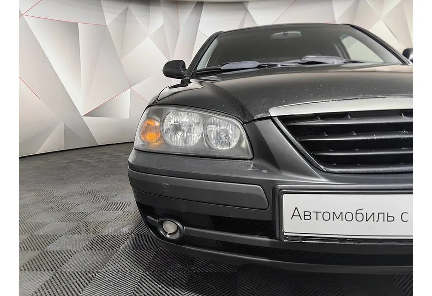 Hyundai Elantra 1.6 AT (105 л.с.) Черный в АВИЛОН. Слайд №10