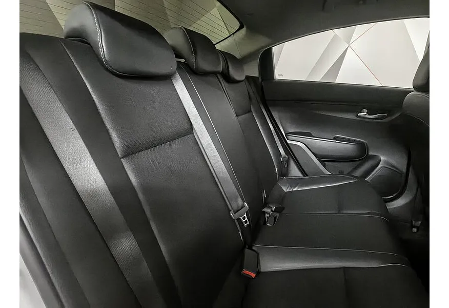 Kia Rio 1.6 AT (123 л.с.) Prestige Серый в АВИЛОН. Слайд №15 Kia Rio 1.6 AT (123 л.с.) Prestige Серый в АВИЛОН. Слайд №15