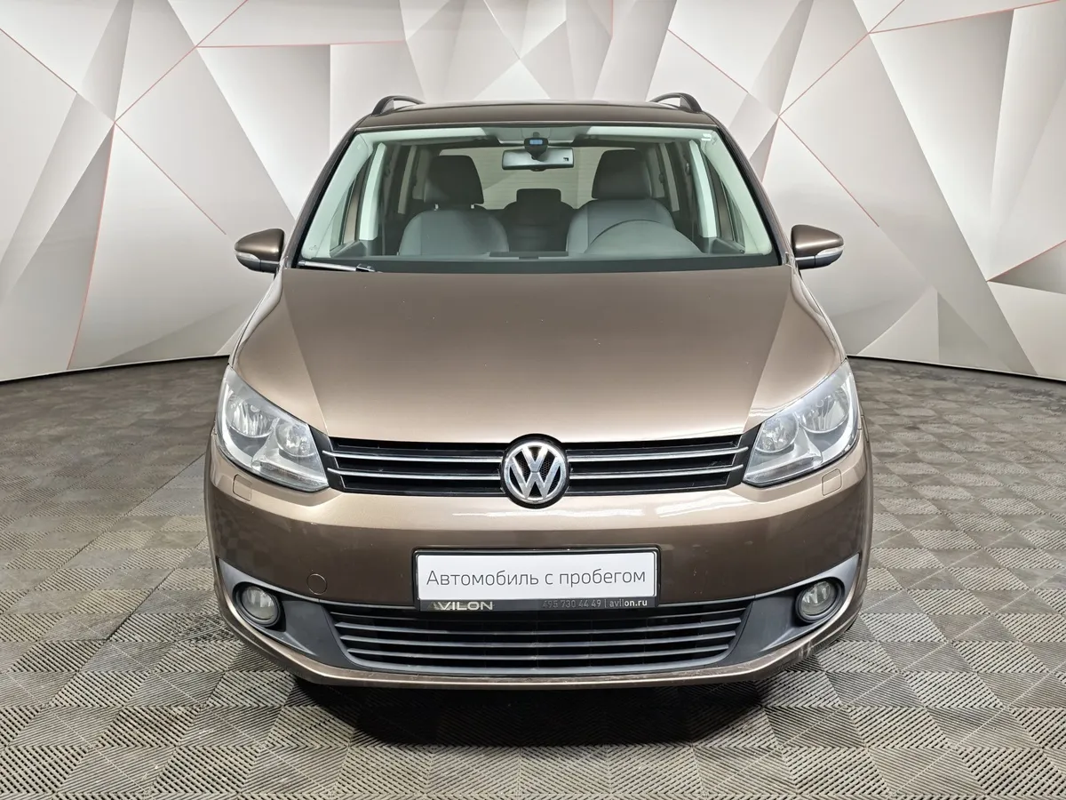 Volkswagen Touran 1.4 TSI MT (140 л.с.) Highline Коричневый в АВИЛОН. Слайд №7