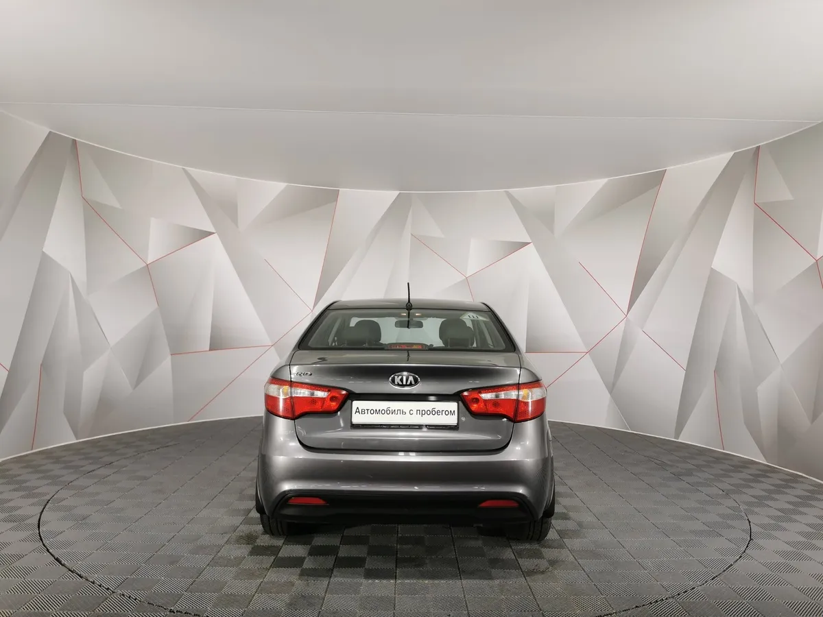 Kia Rio 1.4 AT (107 л.с.) Серый в АВИЛОН. Слайд №8