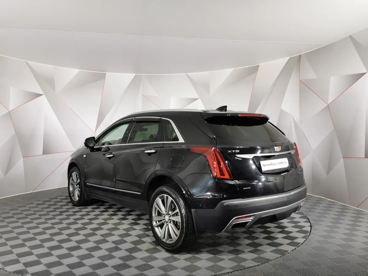 Cadillac XT5 2.0T АТ AWD (200 л.с.) Premium Luxury Черный в АВИЛОН. Слайд №4