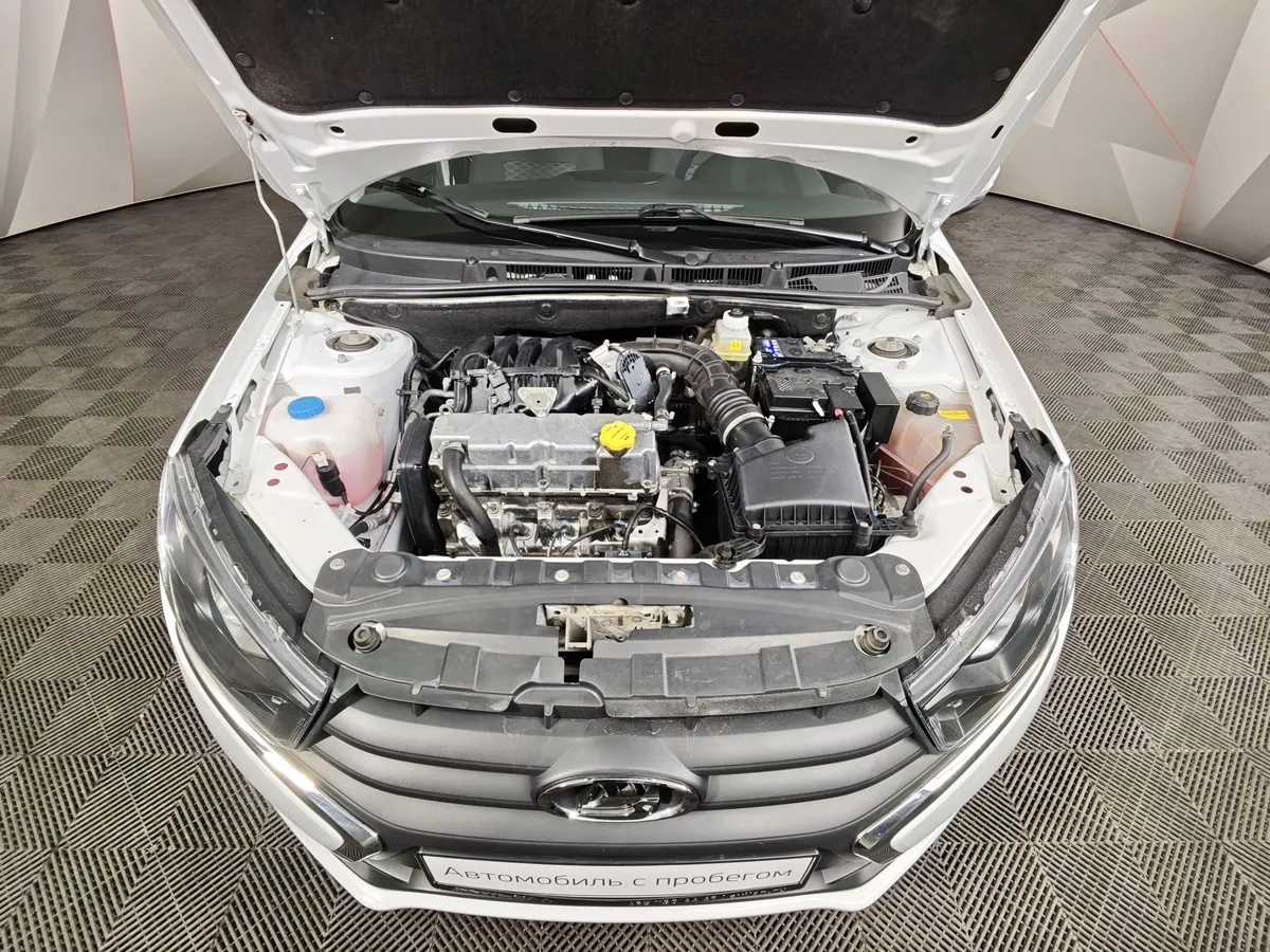 ВАЗ (Lada) Granta 1.6 MT 8кл (87 л.с.) Белый в АВИЛОН. Слайд №11