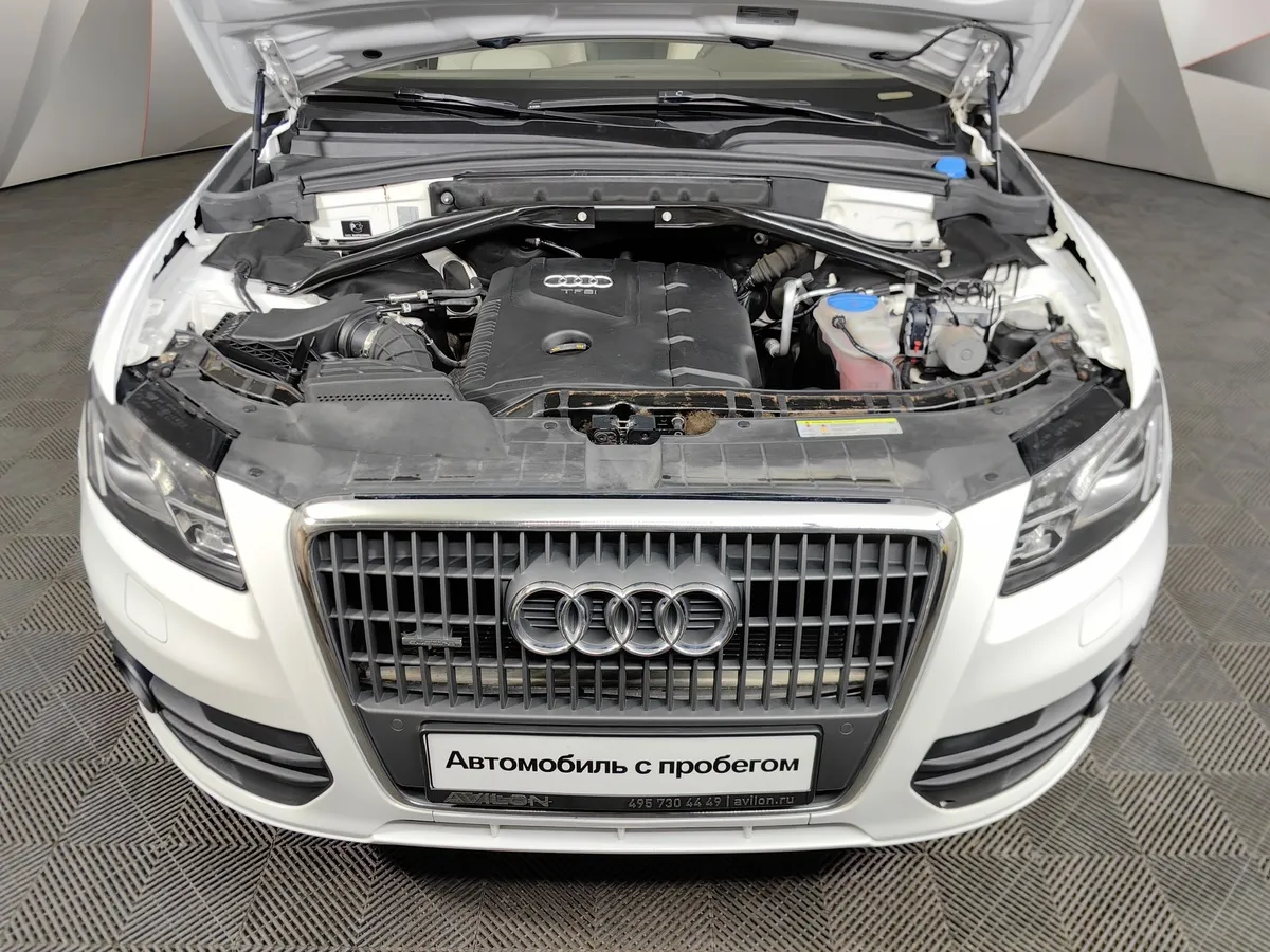 Audi Q5 2.0 TFSI tiptronic quattro (211 л.с.) Белый в АВИЛОН. Слайд №11